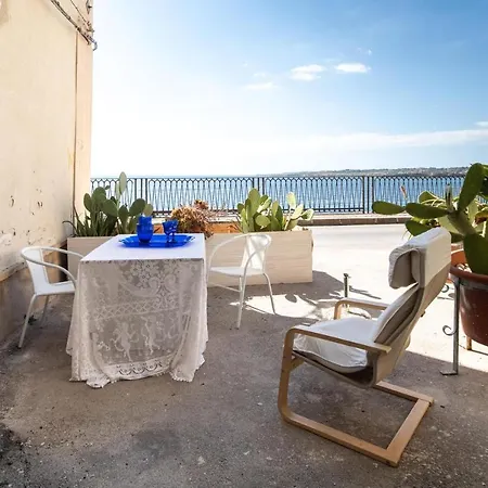 Apartment Casa Nizza Syracuse